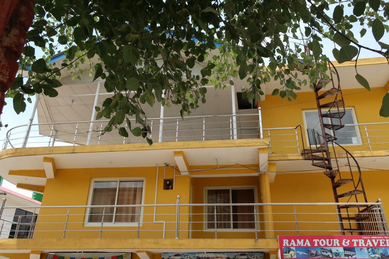 Zhim Zhim Guest House Bir  Bagian luar foto