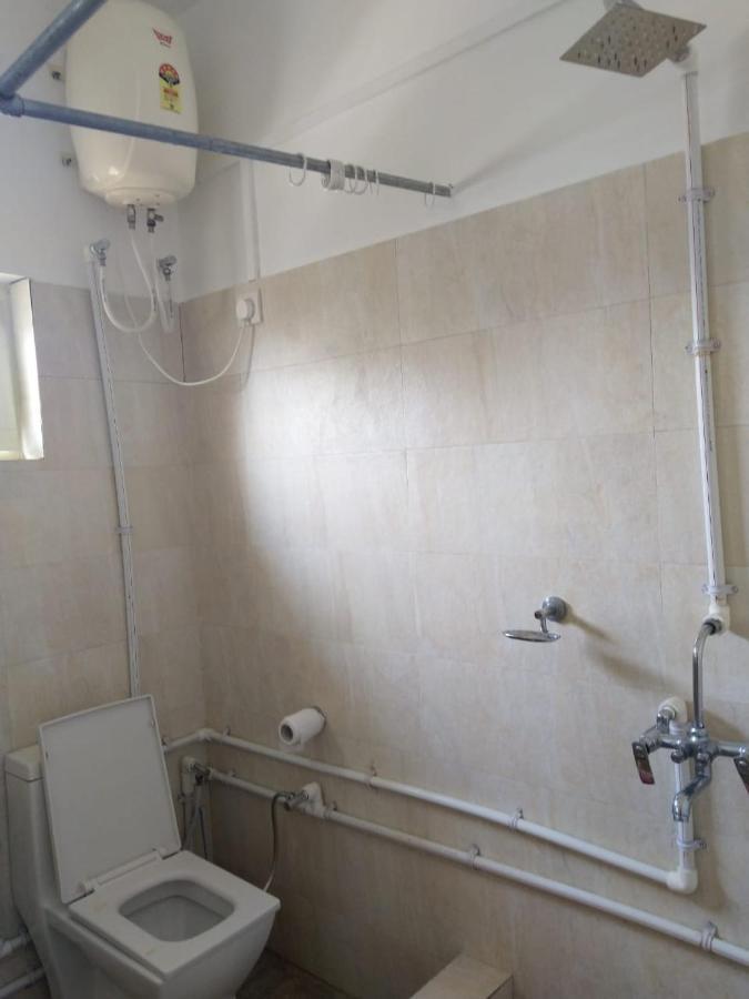 Zhim Zhim Guest House Bir  Bagian luar foto