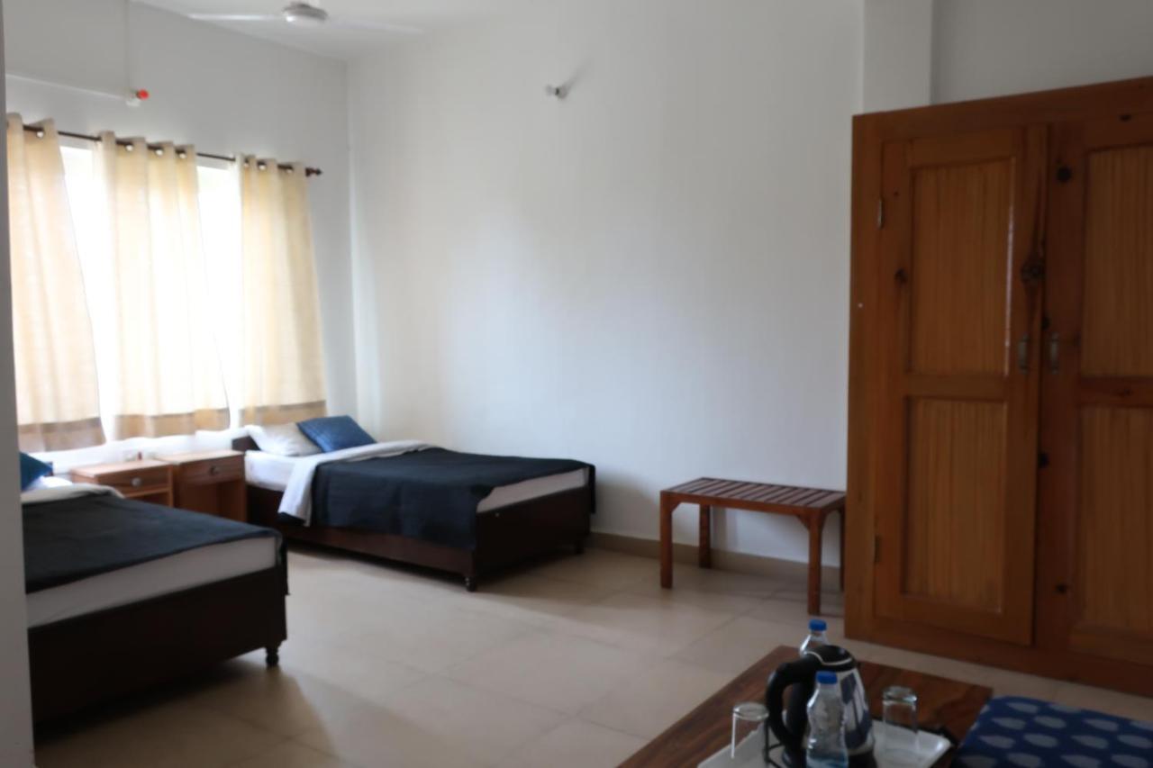 Zhim Zhim Guest House Bir  Bagian luar foto